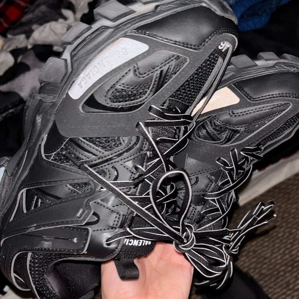 Worn 3 times (basically new but used) hit me with a price, with bag no box